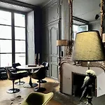Luxueux 2 Pièces 65m2 Particulier Xvii Ième Siècle-centre Historique