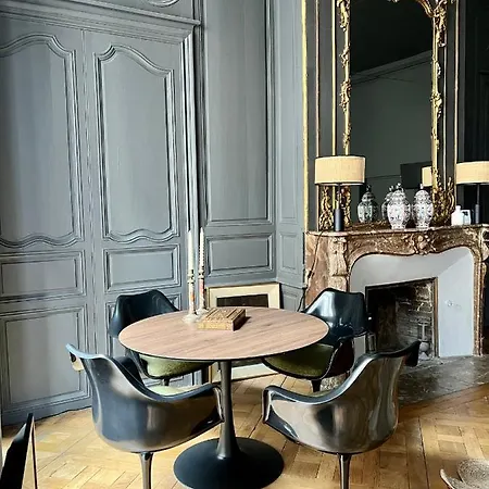 Luxueux 2 Pieces 65m2 Particulier Xvii Ieme Siecle-centre Historique *